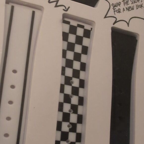 No Boundaries Watch with 3 sets of Interchangeable Straps 4+ yrs‎ NIP - Picture 4 of 7